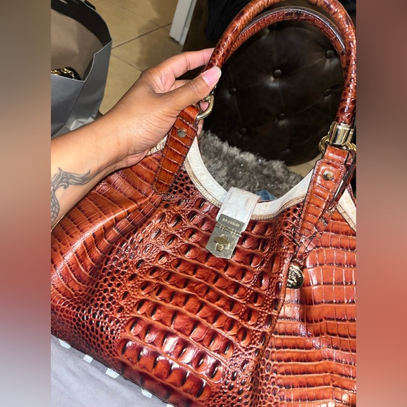 Brahmin Purse and Matching Wallet - Picture 3 of 3